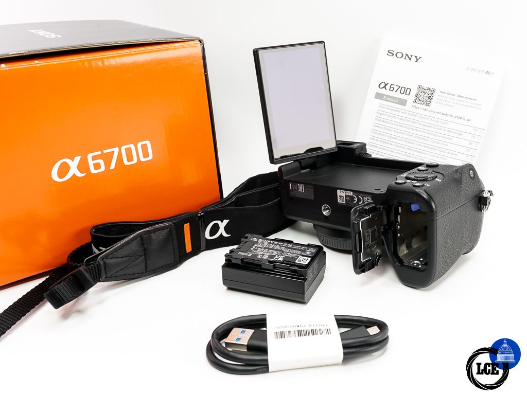 Sony A6700 Body * BOXED / SHUTTER COUNT 2.2K *